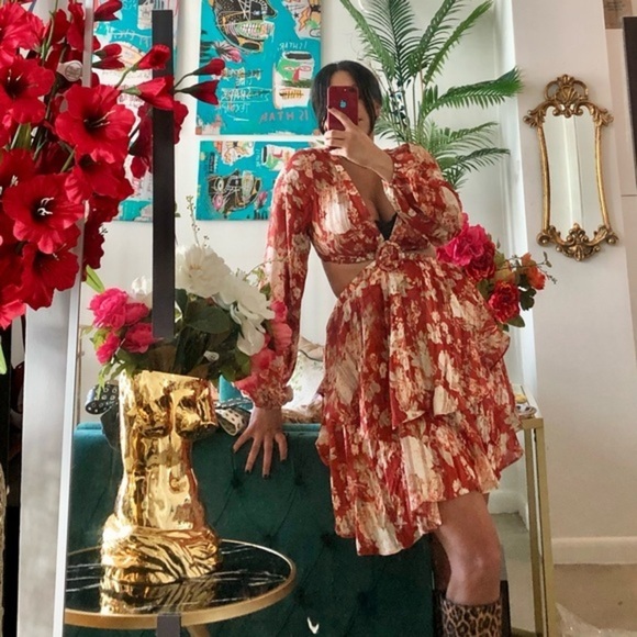 Resort Red Cut-Out Ruffle Floral Midi Romper - Picture 5 of 8